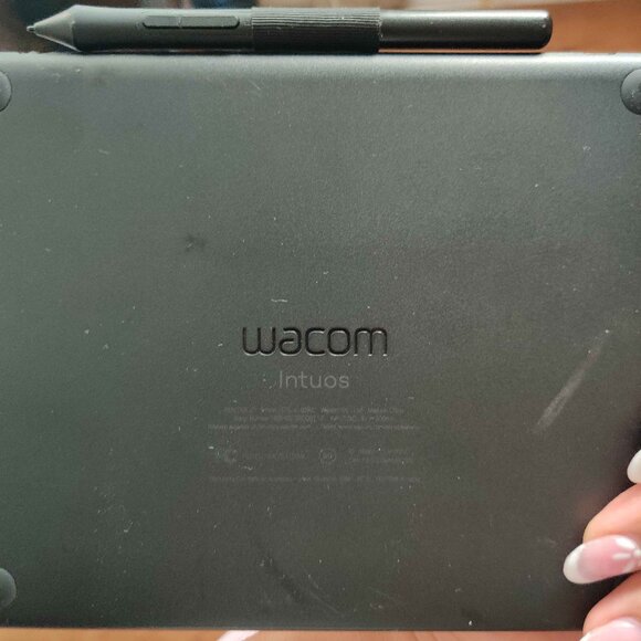 Wacom Intuo BT S - Picture 2 of 4